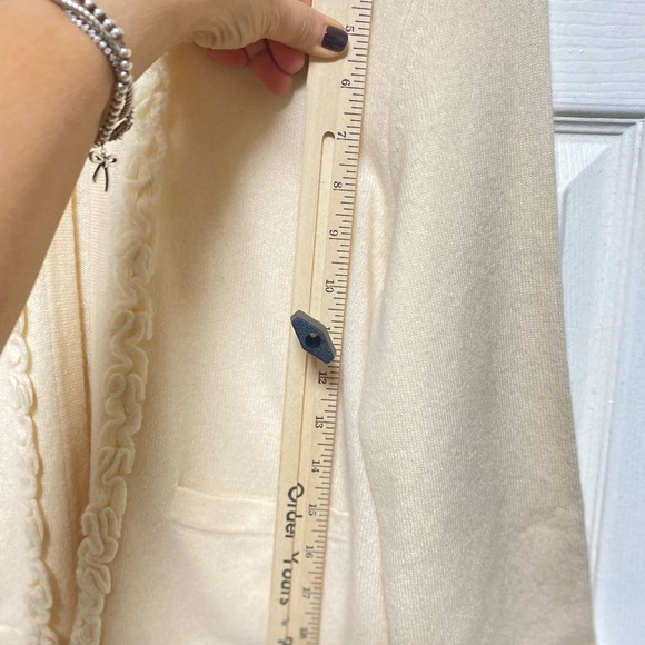 LORD & TAYLOR VINTAGE Cream 100% Cashmere Cardigan- Size Medium - Picture 11 of 11